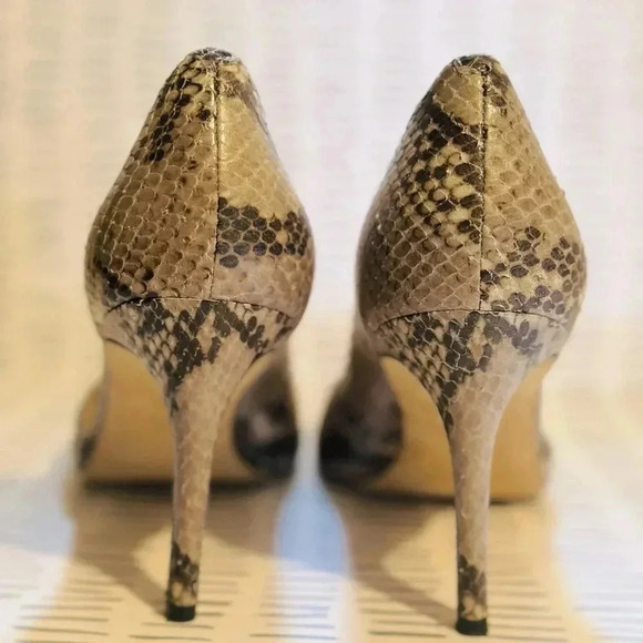 Women’s Via Spiga Snakeskin print heels - Picture 5 of 6